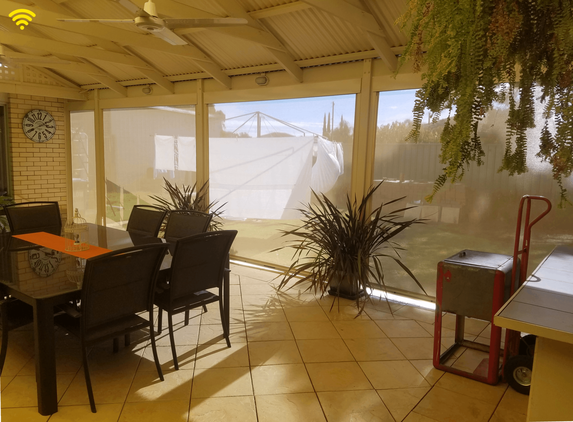 outdoor blinds stop harsh sunlight from entering your outdoor entertaining space