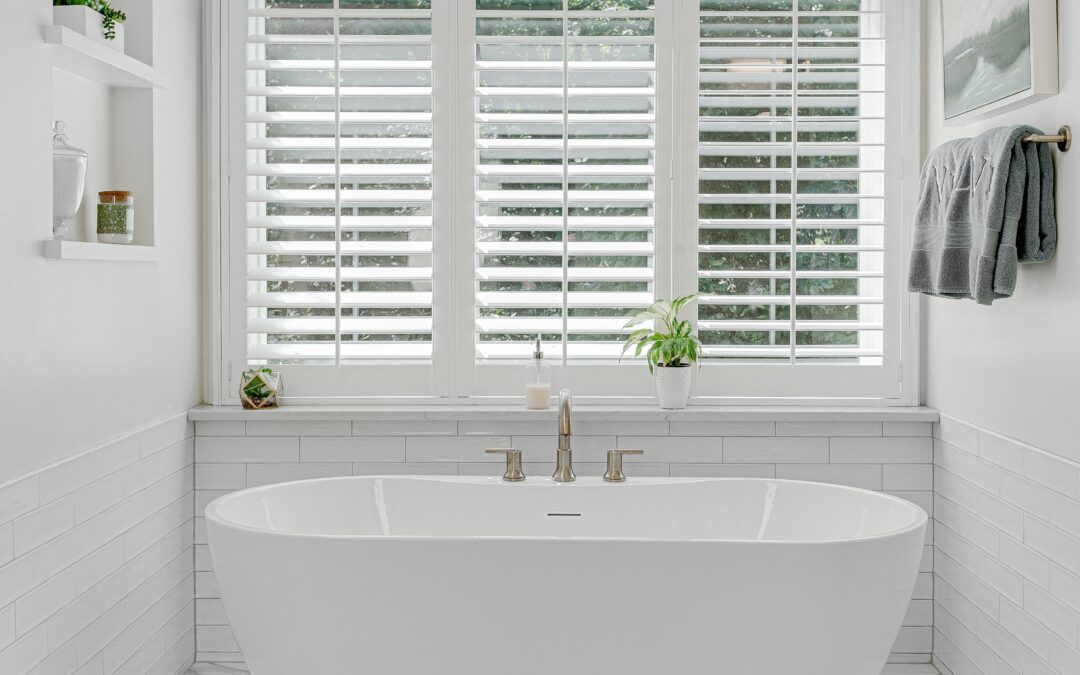 Bathroom Window Covering Ideas: Elevate Your Bathing Oasis